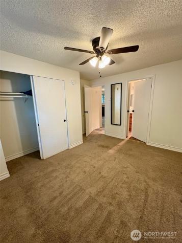 1101 SW Harrier Circle Oak Harbor WA 98277