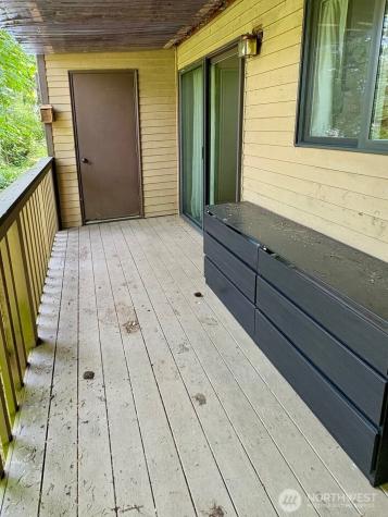 1101 SW Harrier Circle Oak Harbor WA 98277