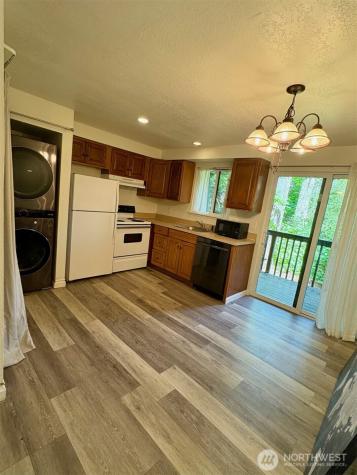 1101 SW Harrier Circle Oak Harbor WA 98277