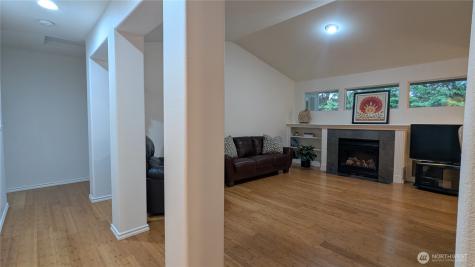 2733 143rd Street SW Lynnwood WA 98087