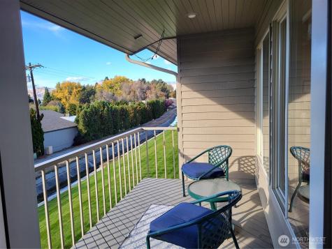 351 19th Street NE East Wenatchee WA 98802