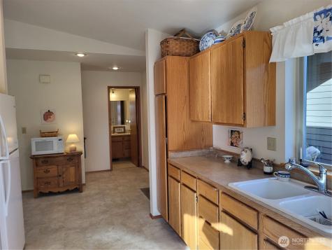 351 19th Street NE East Wenatchee WA 98802
