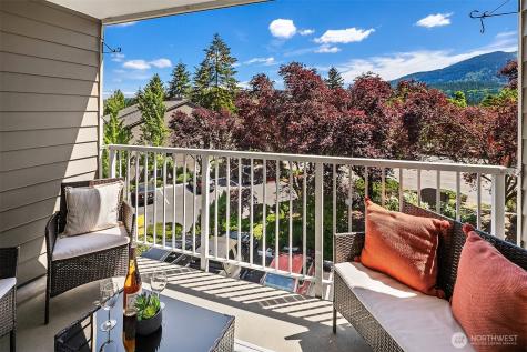 206 Mountain Park Boulevard SW Issaquah WA 98027