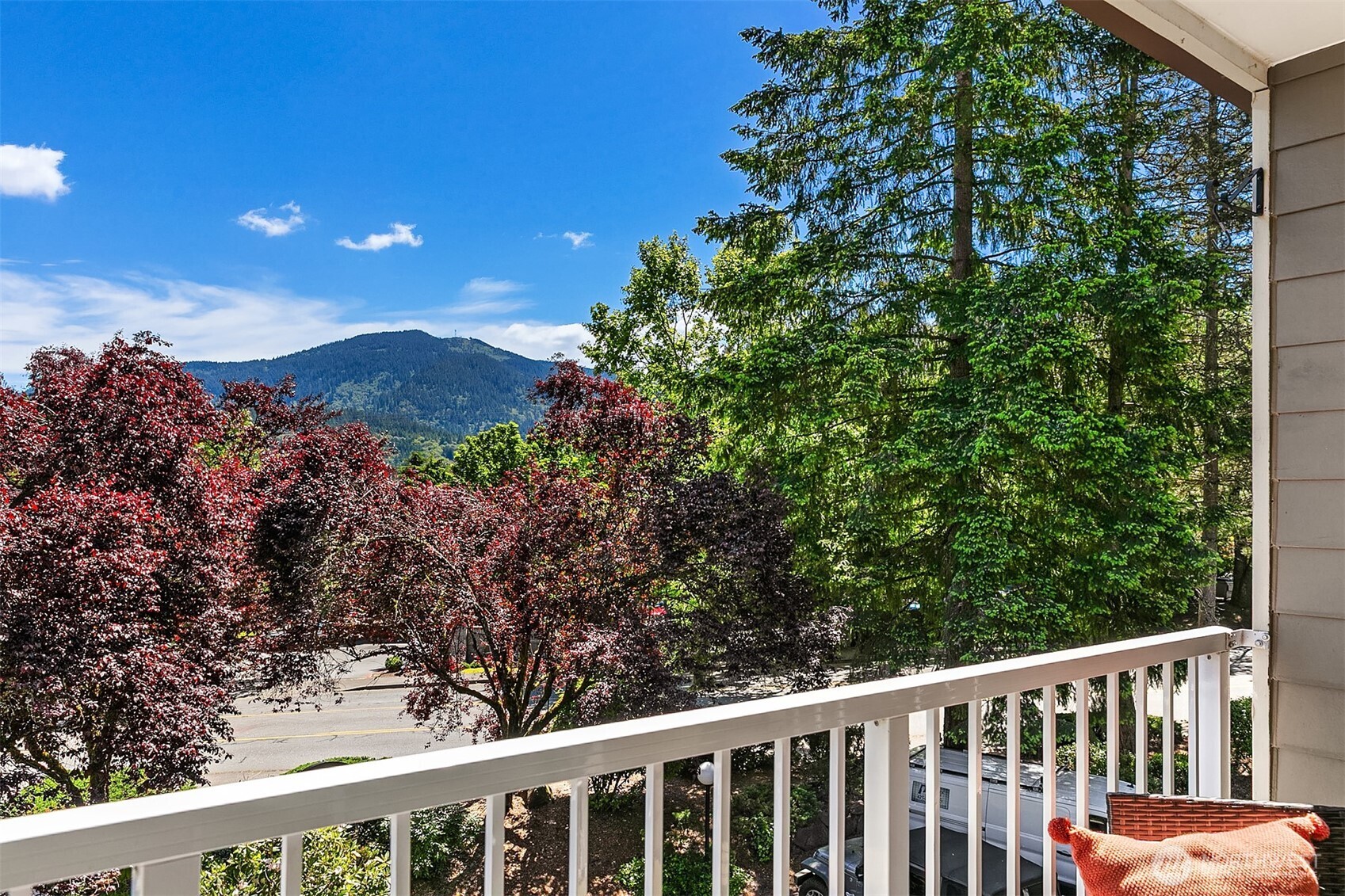 206 Mountain Park Boulevard SW Issaquah WA 98027