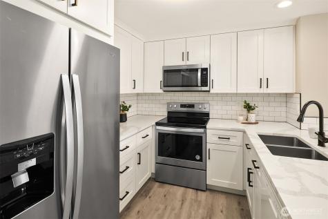 206 Mountain Park Boulevard SW Issaquah WA 98027