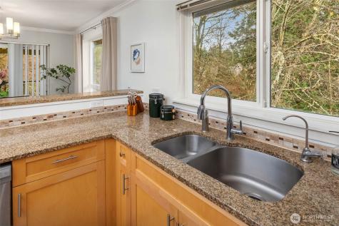 12023 NE 204th Place Bothell WA 98011