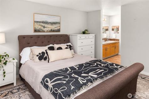 12023 NE 204th Place Bothell WA 98011