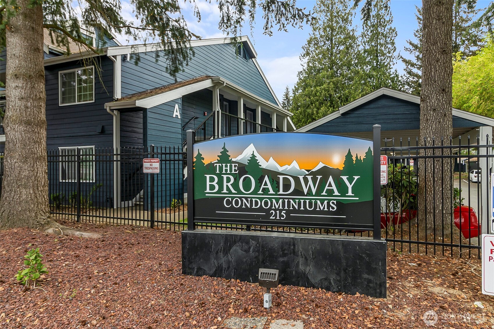 215 SW 100th Street Everett WA 98204