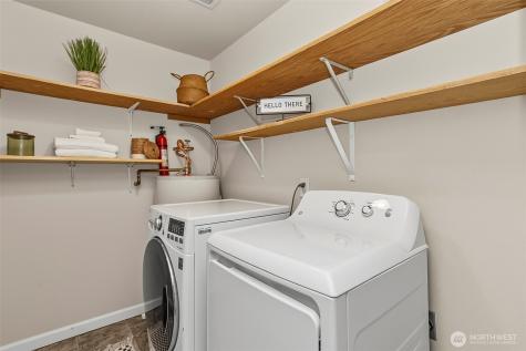 215 SW 100th Street Everett WA 98204