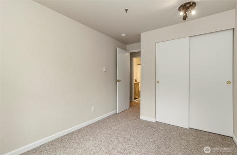 215 SW 100th Street Everett WA 98204