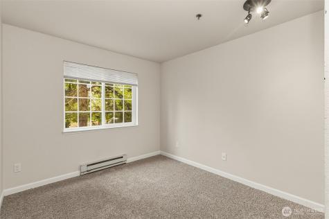 215 SW 100th Street Everett WA 98204