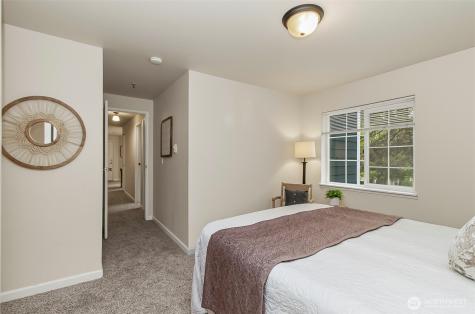 215 SW 100th Street Everett WA 98204