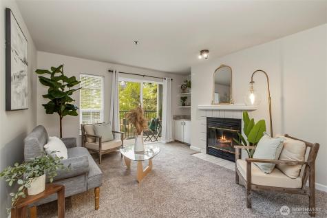 215 SW 100th Street Everett WA 98204
