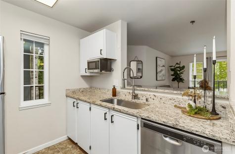 215 SW 100th Street Everett WA 98204