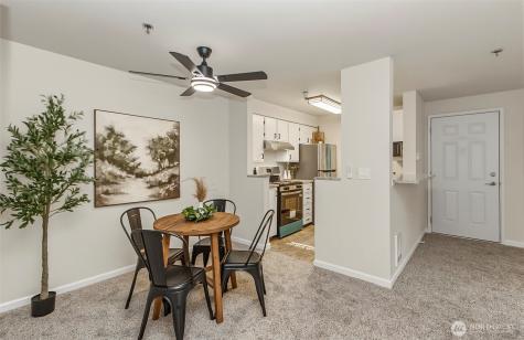 215 SW 100th Street Everett WA 98204