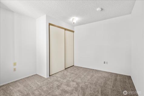 15914 3rd Place SW Burien WA 98166