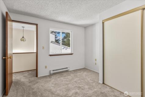 15914 3rd Place SW Burien WA 98166
