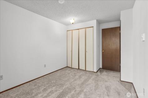 15914 3rd Place SW Burien WA 98166
