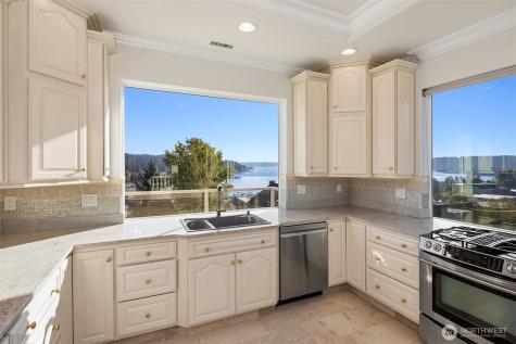6404 NE 181st Street Kenmore WA 98028