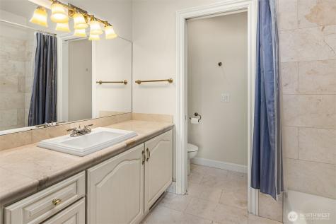 6404 NE 181st Street Kenmore WA 98028