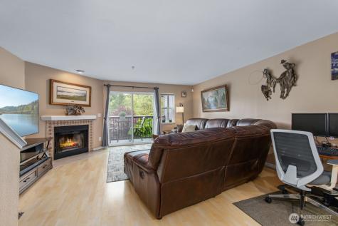 15809 Waynita Way NE Bothell WA 98011
