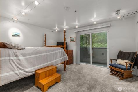 15809 Waynita Way NE Bothell WA 98011