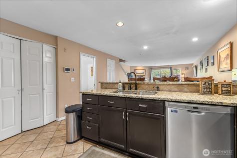 15809 Waynita Way NE Bothell WA 98011