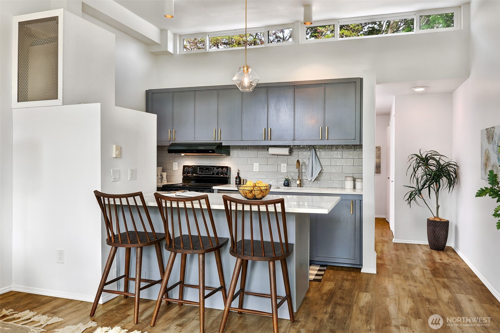 410 13th Avenue E Seattle WA 98102