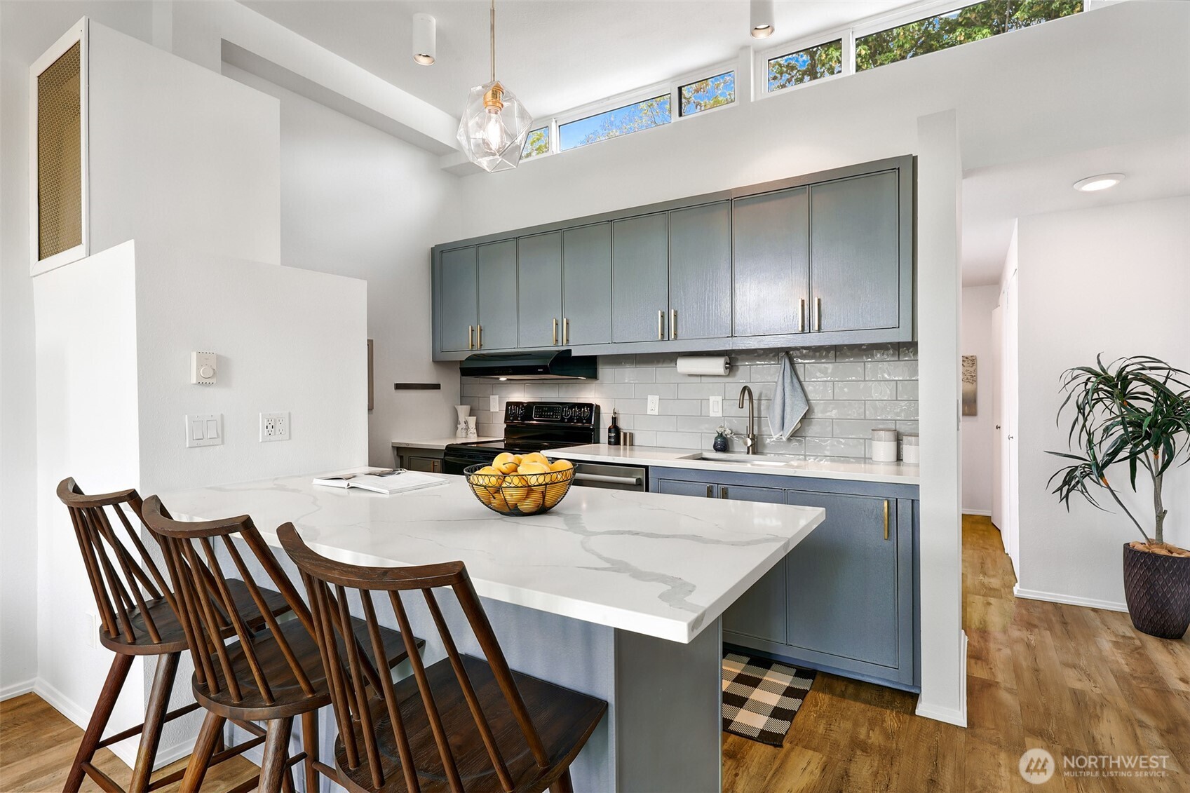 410 13th Avenue E Seattle WA 98102