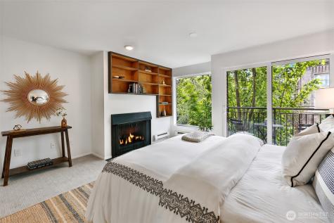 410 13th Avenue E Seattle WA 98102