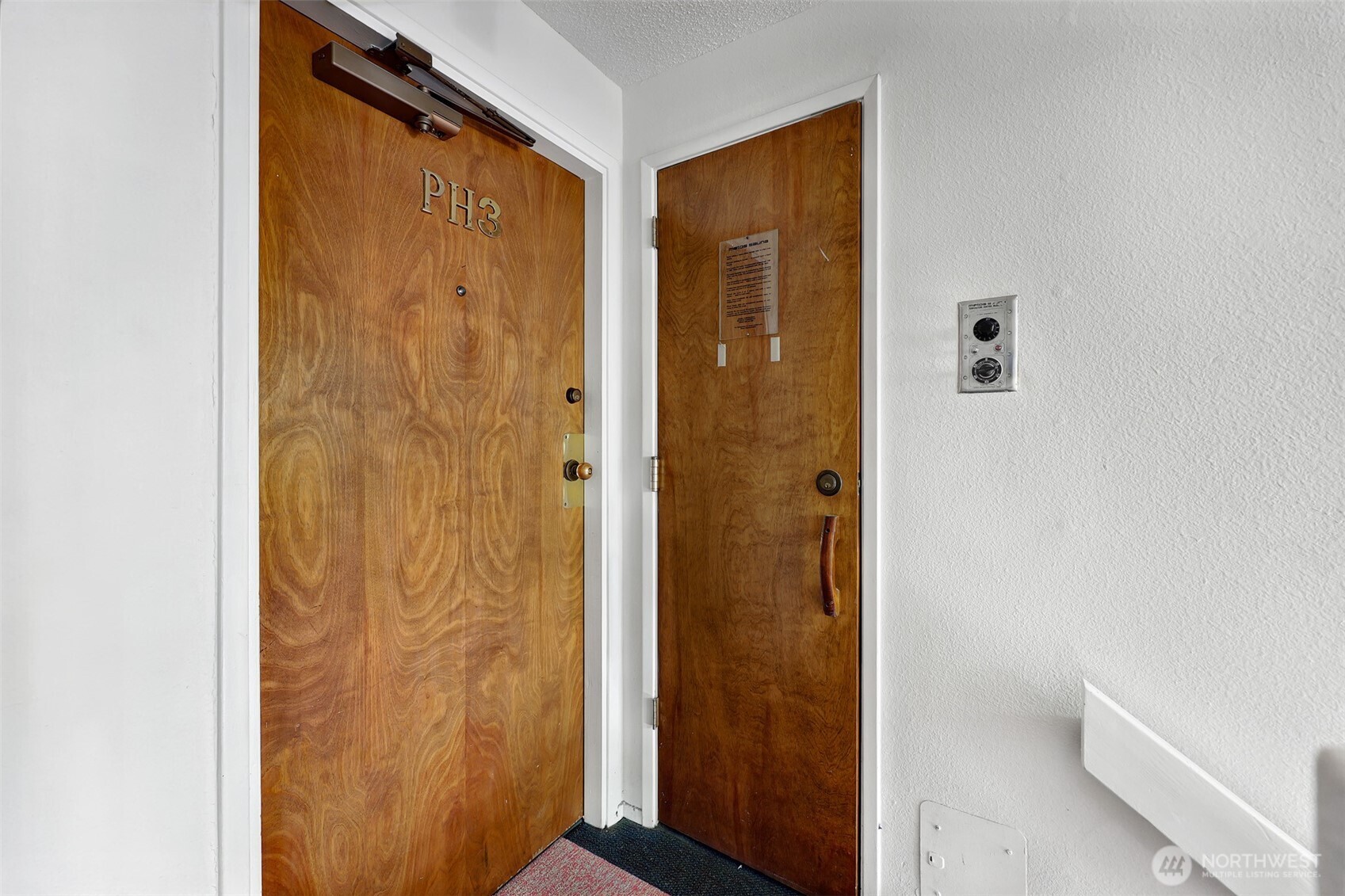 410 13th Avenue E Seattle WA 98102