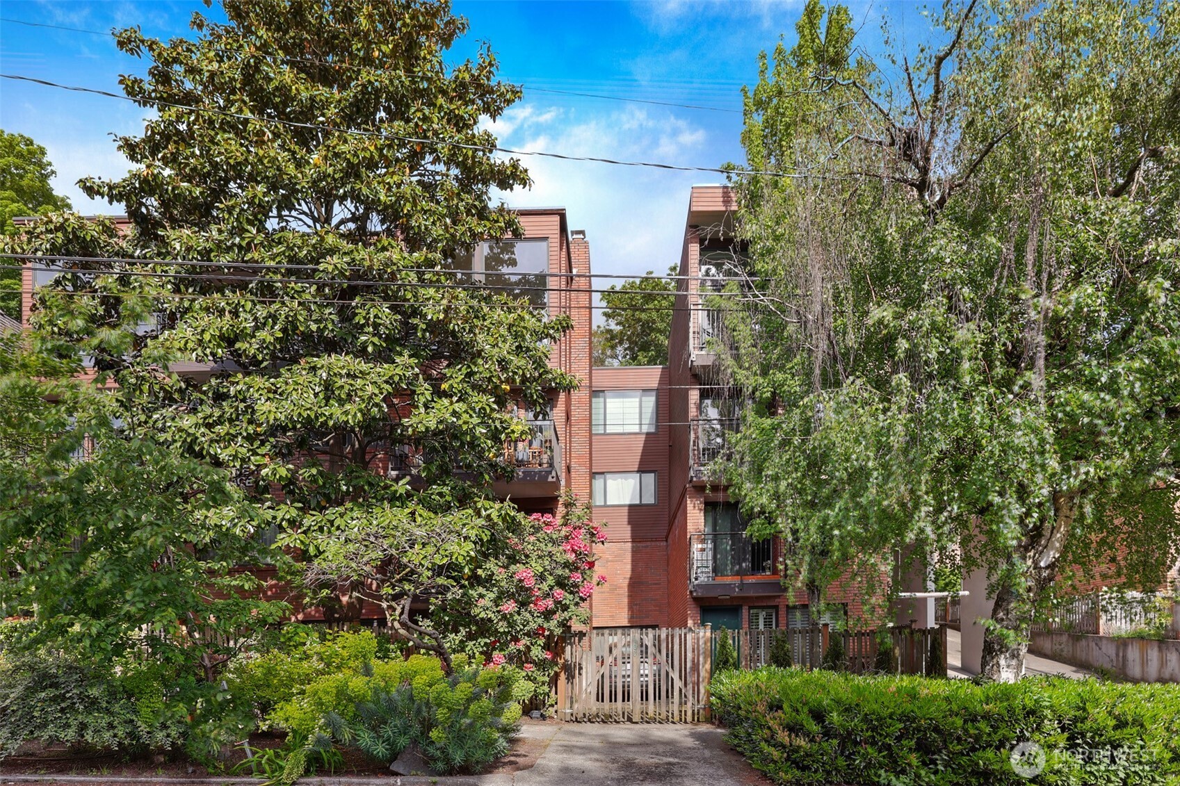 410 13th Avenue E Seattle WA 98102