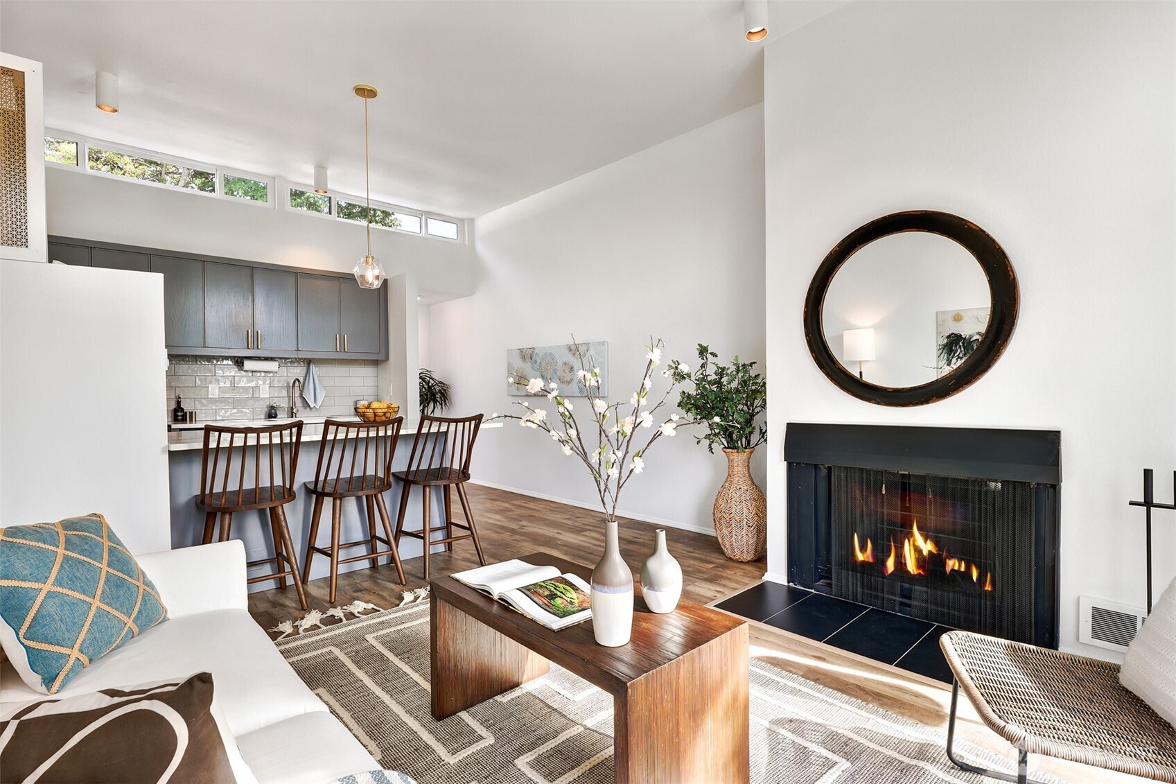 410 13th Avenue E Seattle WA 98102
