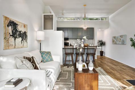 410 13th Avenue E Seattle WA 98102