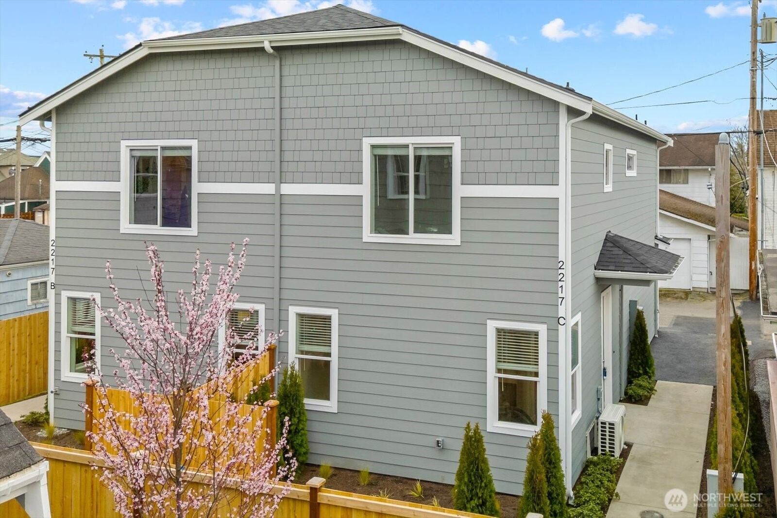 2217 Hoyt Avenue Everett WA 98201