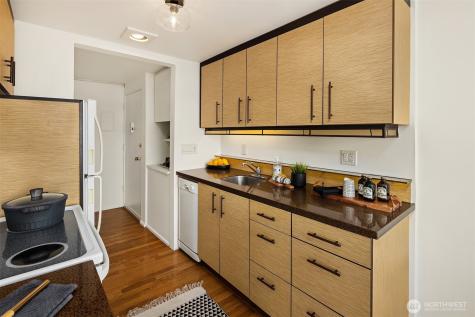 919 2nd Avenue W Seattle WA 98119