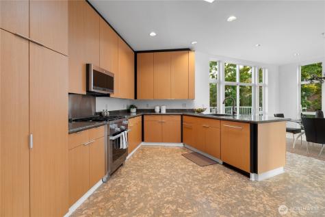 303 E Pike Street Seattle WA 98122