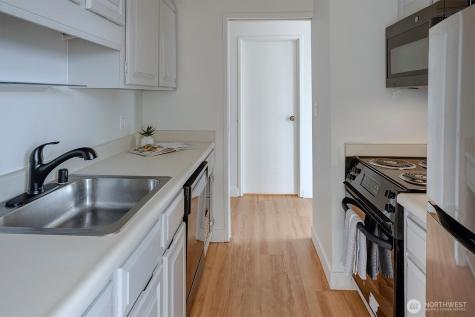 2201 3rd Avenue Seattle WA 98121