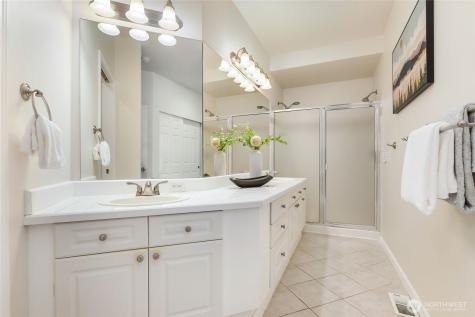 18606 NE 57th Street Redmond WA 98052