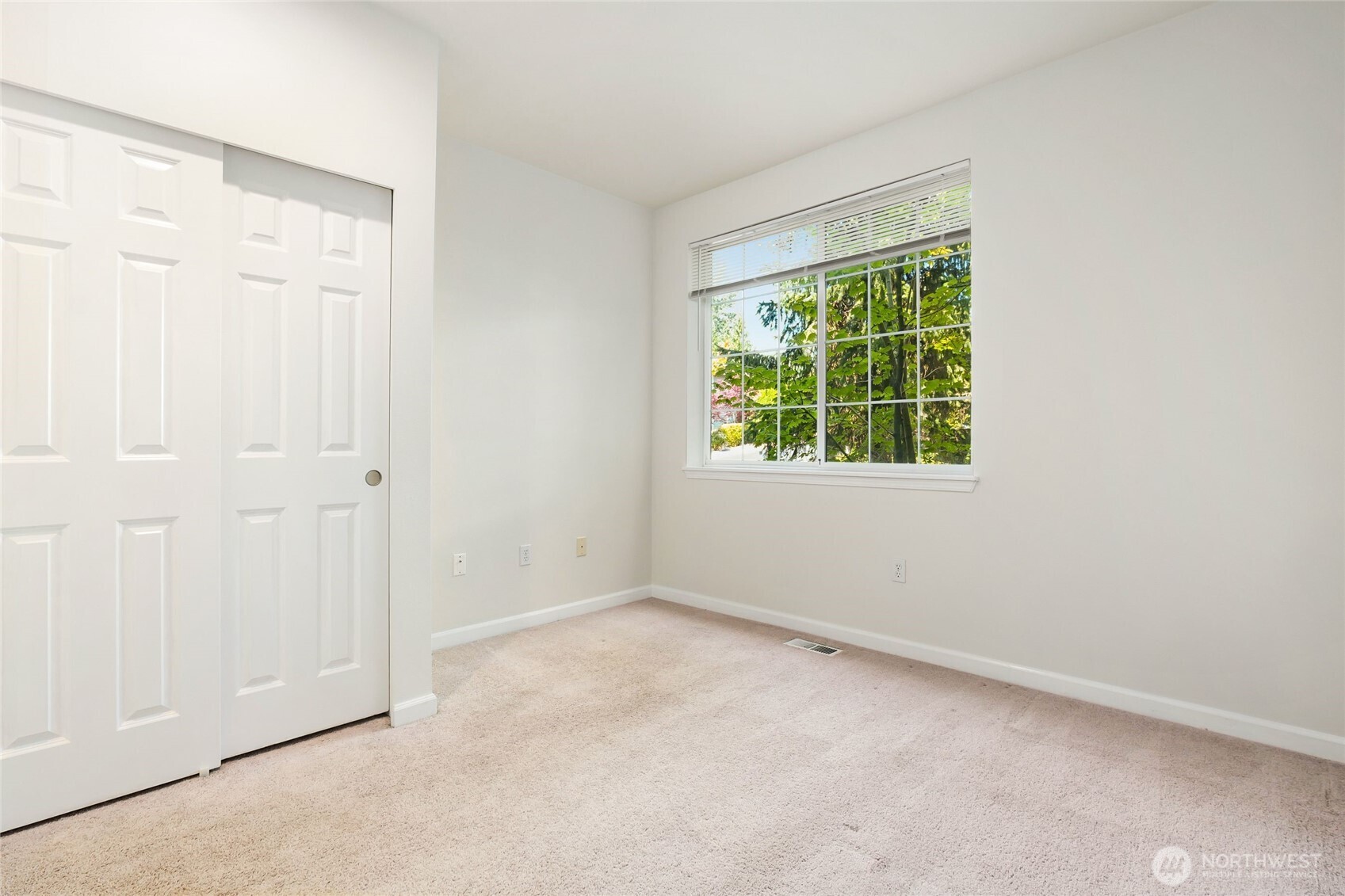 18606 NE 57th Street Redmond WA 98052