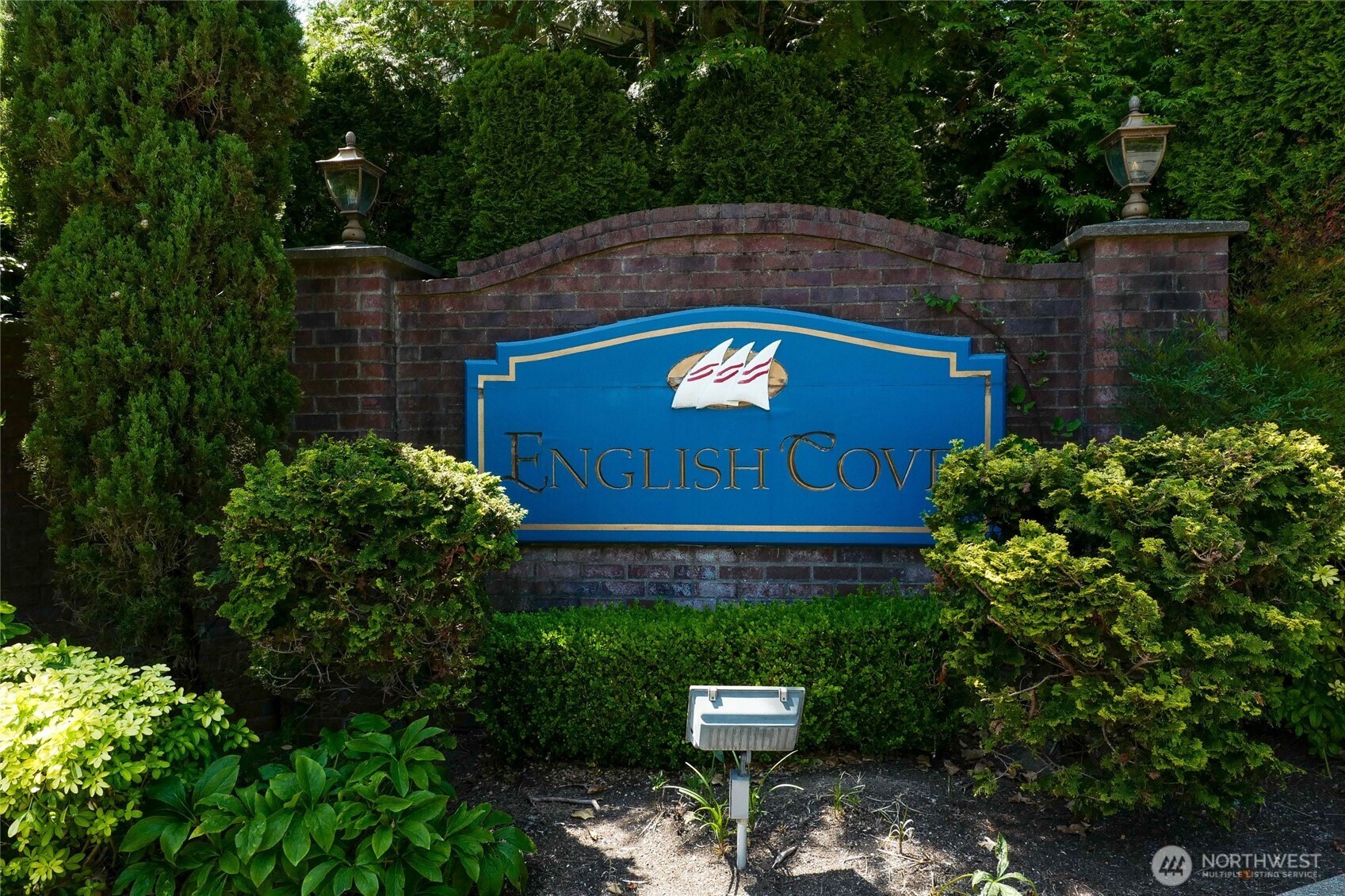 18606 NE 57th Street Redmond WA 98052