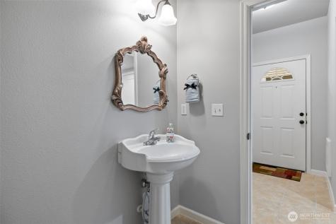 15405 35th Avenue W Lynnwood WA 98037