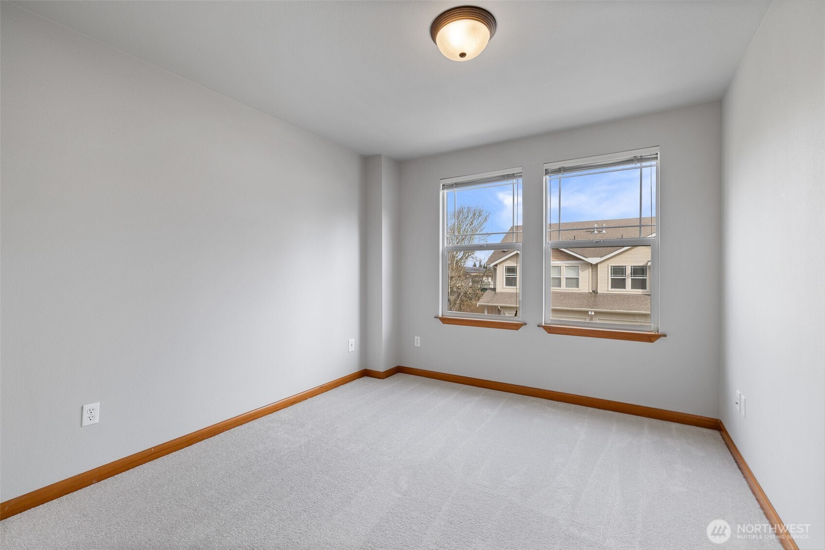 15405 35th Avenue W Lynnwood WA 98037