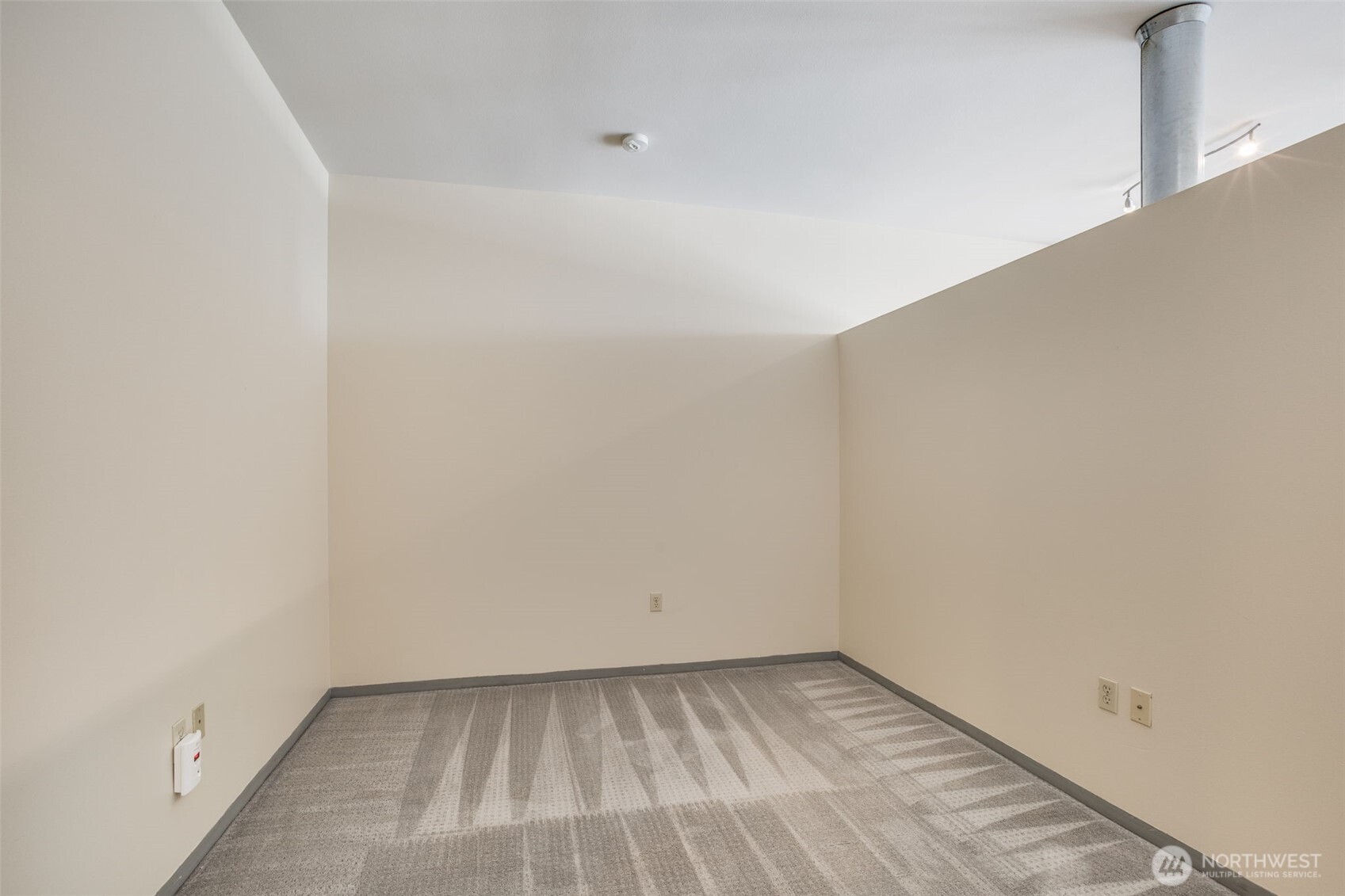 2717 Western Avenue Seattle WA 98121