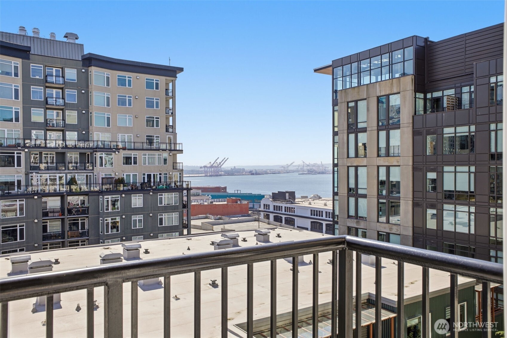 2717 Western Avenue Seattle WA 98121