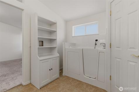 24036 222nd Avenue SE Maple Valley WA 98038