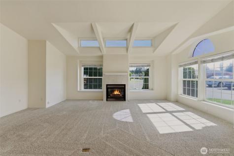 24036 222nd Avenue SE Maple Valley WA 98038