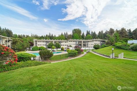 12700 NE 8th Street Bellevue WA 98005