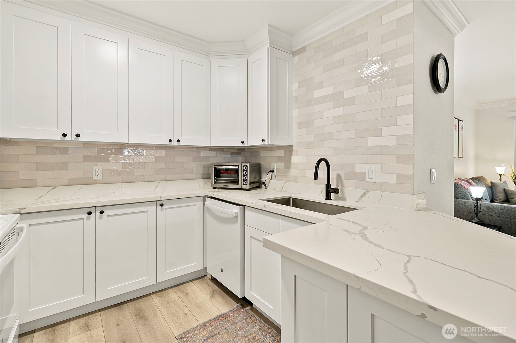33020 10th Avenue SW Federal Way WA 98023