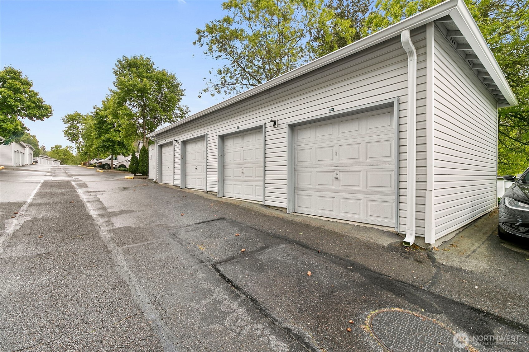 33020 10th Avenue SW Federal Way WA 98023